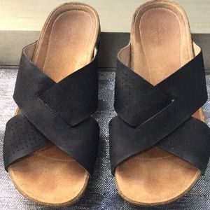 Clark’s women’s size 8.5 sandal